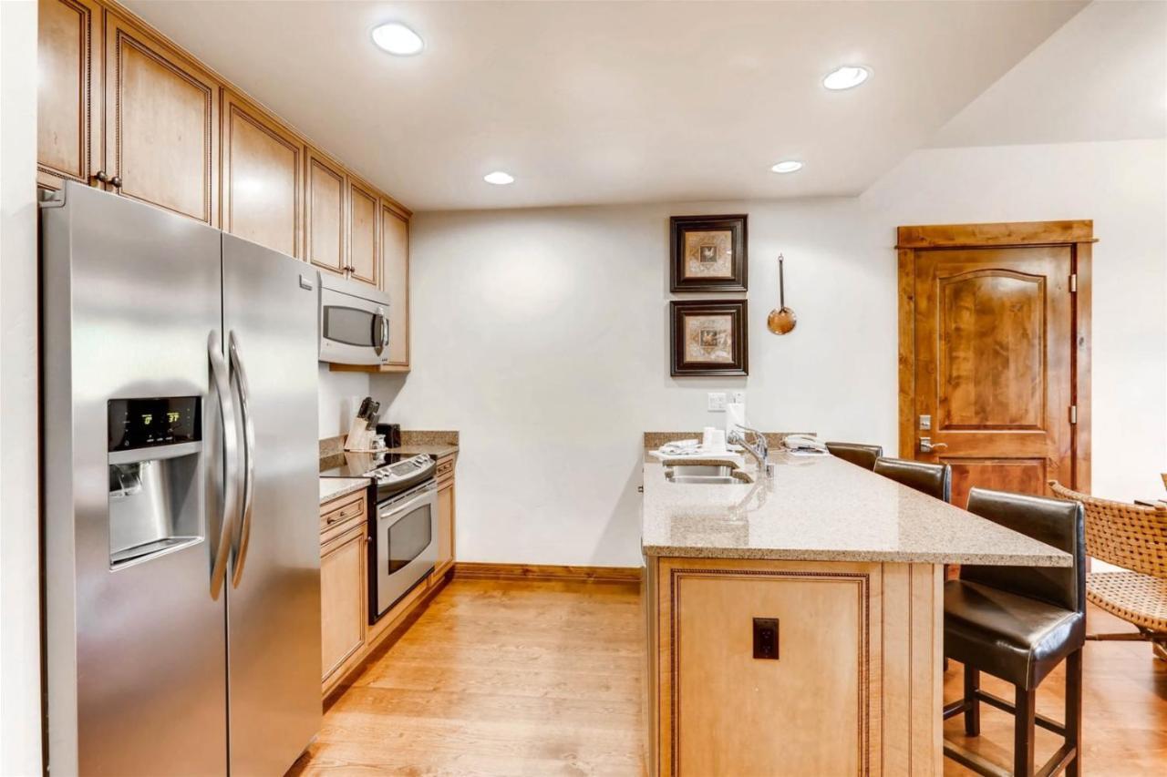 Luxury 2 Bedroom Ski In, Ski Out Condo In Breckenridge With Shared Pool, Hot Tub, Arcade, And Bar Екстер'єр фото